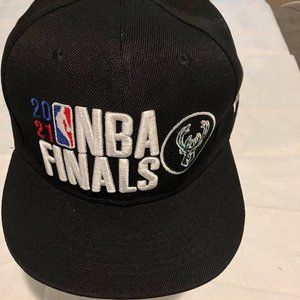 Milwaukee Bucks Snapback Cap